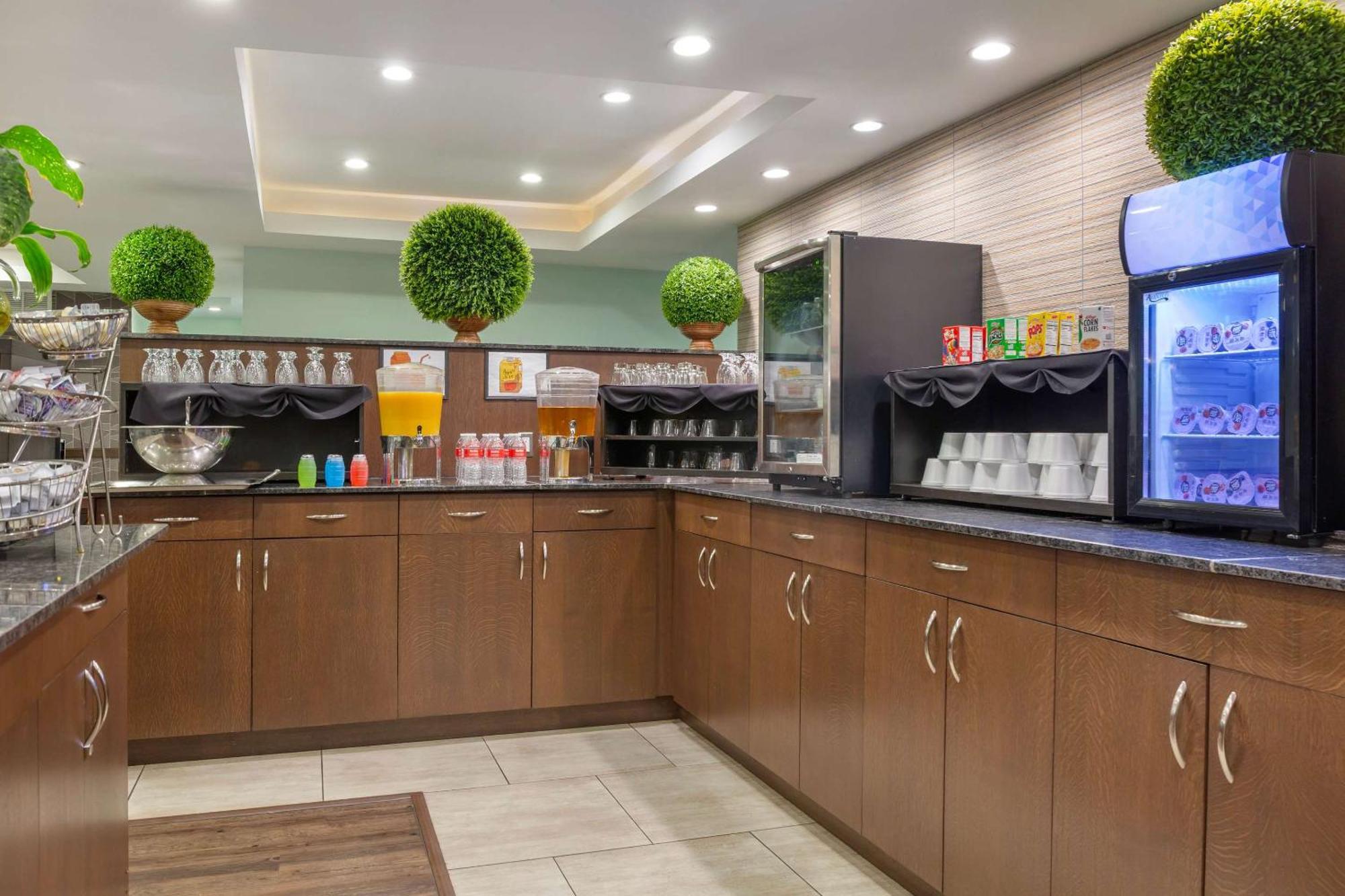 Radisson Hotel Southfield-Detroit מראה חיצוני תמונה